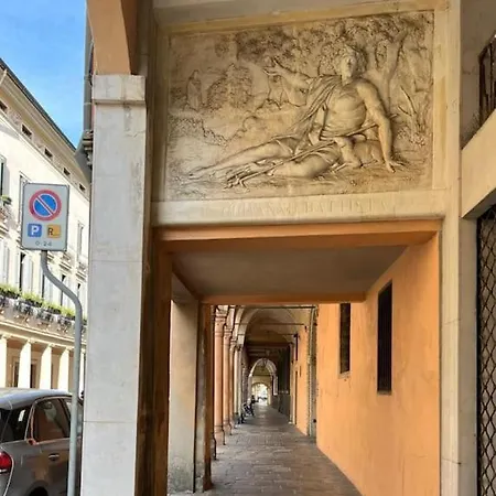 La Casa Sotto Ai Portici * Padova